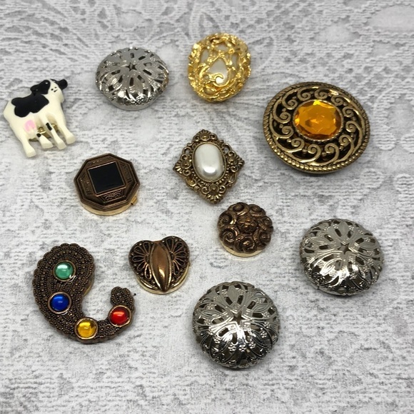 Huge bundle lot 11 statement whimsy button cover ups vintage Nony + - Picture 1 of 7